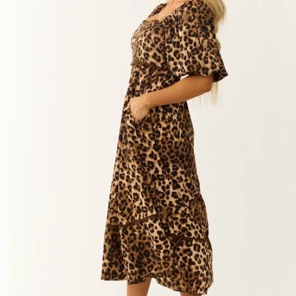 Entro Leopard Print Puff Sleeve Dress - Picture 3 of 10